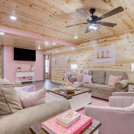 Pink Pines Avantstay Luxury Aesthetic Dream Home Indoor Pool Hot Tub Pigeon Forge Dış mekan fotoğraf