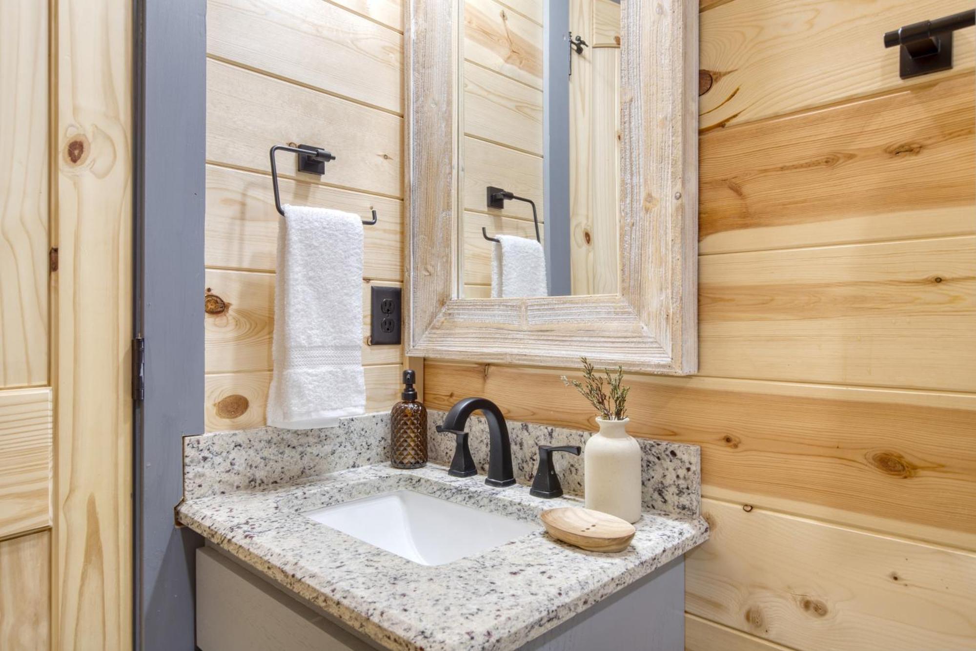 Pink Pines Avantstay Luxury Aesthetic Dream Home Indoor Pool Hot Tub Pigeon Forge Dış mekan fotoğraf