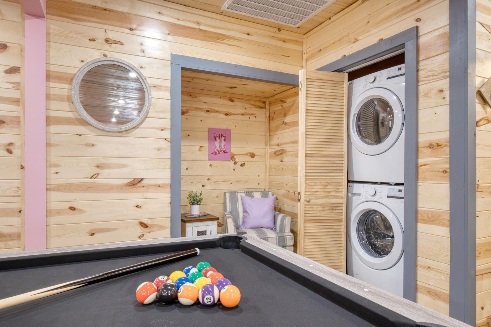Pink Pines Avantstay Luxury Aesthetic Dream Home Indoor Pool Hot Tub Pigeon Forge Dış mekan fotoğraf