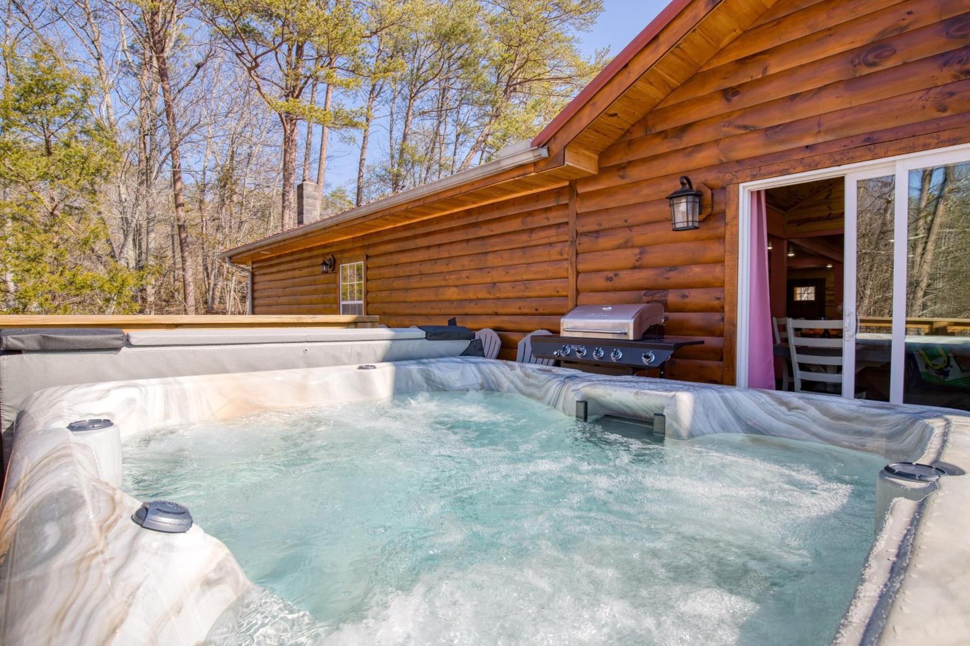 Pink Pines Avantstay Luxury Aesthetic Dream Home Indoor Pool Hot Tub Pigeon Forge Dış mekan fotoğraf