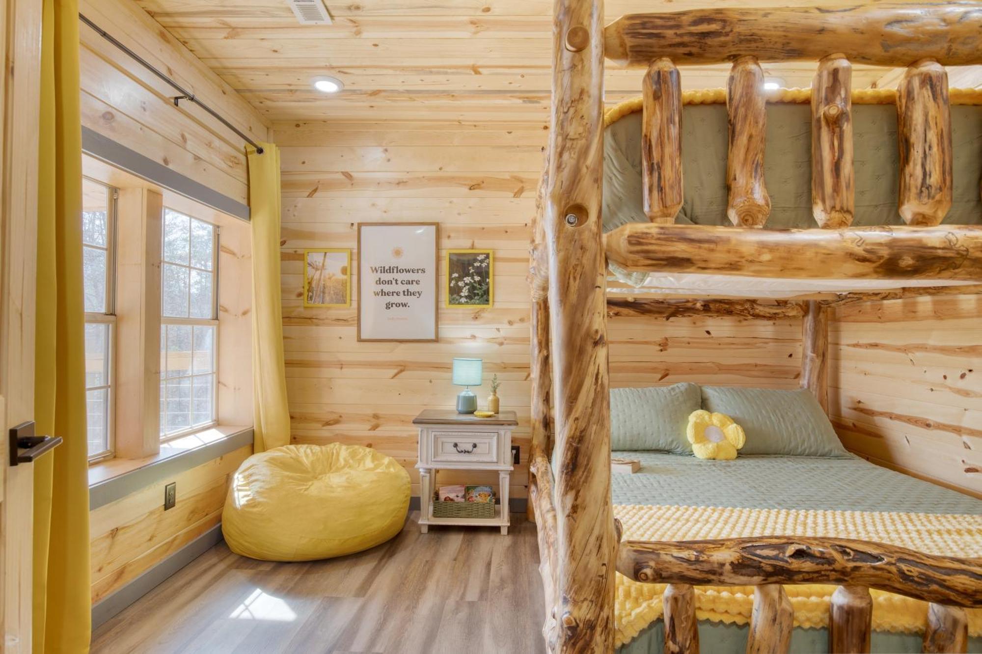 Pink Pines Avantstay Luxury Aesthetic Dream Home Indoor Pool Hot Tub Pigeon Forge Dış mekan fotoğraf