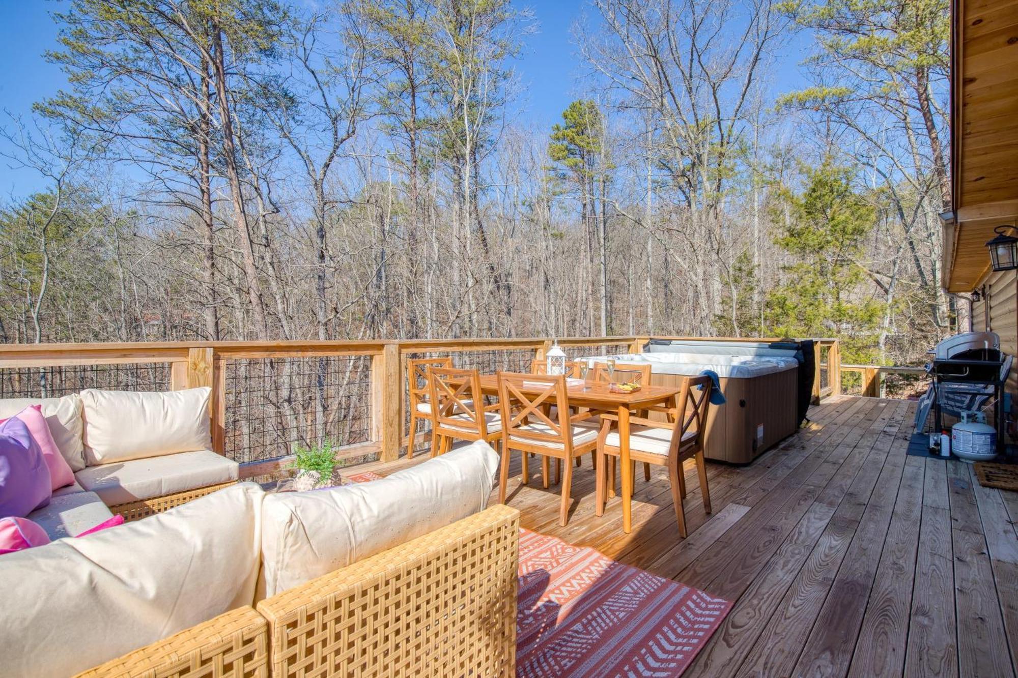 Pink Pines Avantstay Luxury Aesthetic Dream Home Indoor Pool Hot Tub Pigeon Forge Dış mekan fotoğraf